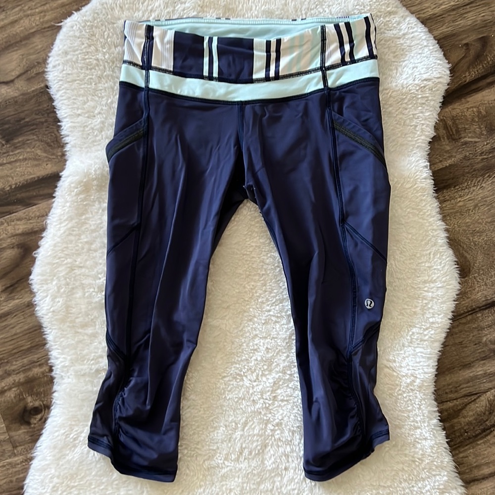 Blue tone Lululemon crops